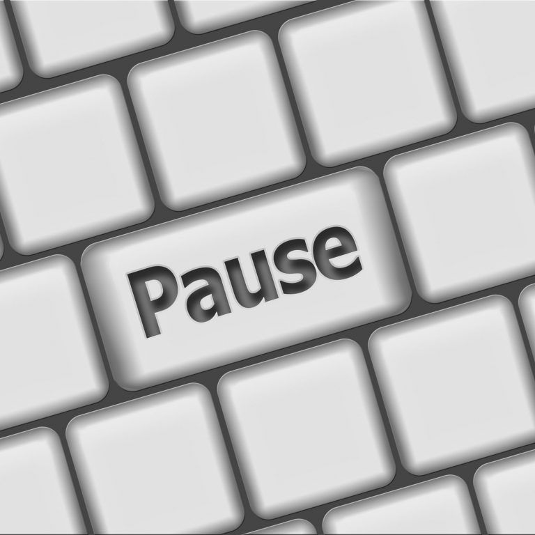 pause